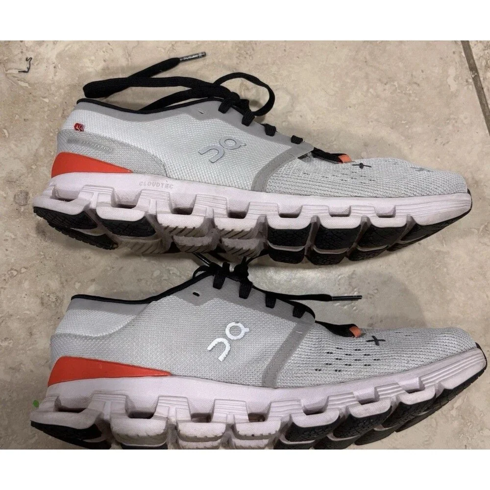 On Cloud X 4 Women’s 8.5 Silver Flame Running Training Shoes Sneakers EU 40